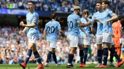 المان سيتى يتصدر الدورى الانجليزى بعد الفوز على توتنهام بهدف.. فيديو