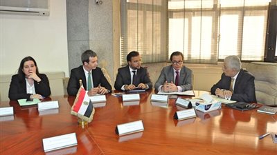 طارق شوقى يبحث مع سفير فرنسا تزويد بنك المعرفة بموارد رقمية باللغة الفرنسية