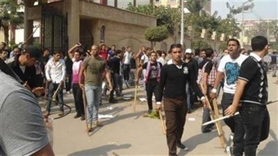 عاجل| مراقبين يتعرضون لعلقة موت لرفضهم دخول أولياء أمور لجنة إعدادية بالغربية