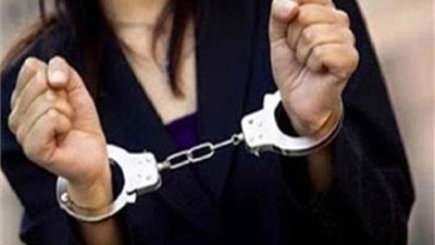 اعترافات مثيرة للمعلمة مقتحمة صيدلية طوخ بسلاح ابيض وبخاخة بنج.. اضطرت للسرقة لشراء علاج ابنتها التى تعانى من مرض مزمن