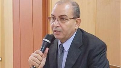 وكيل تعليم بورسعيد: أولى ثانوى أدوا امتحان الأحياء اليكترونيا