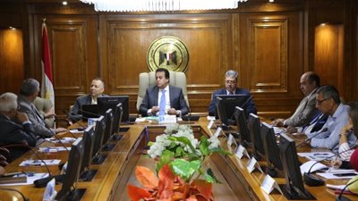 وزير التعليم العالي يرأس اجتماع صندوق العلوم والتنمية التكنولوجية