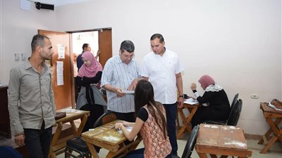 1400 طالب بالزراعة و11 الف بالاداب يخوضون امتحانات نهاية العام بجامعة سوهاج