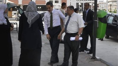 اتوبيسات مكيفة لمواجهة ارتفاع درجة الحرارة في جامعة القناة غداً