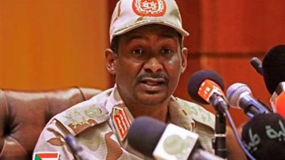 المجلس العسكرى السودانى يعلن زيادة مرتبات المعلمين حتى تتساوى باعلى رواتب فى الدولة