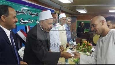 تكريم 160 من حفظة القرآن الكريم بسوهاج