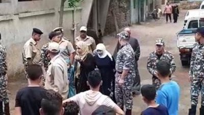 تعليق محمد صلاح على محاصرة الاهالى لمنزله ومنعه من أداء صلاة العيد