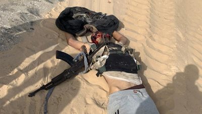 هجوم ارهابى يسفر عن استشهاد ضابط وأمين شرطة و٦ مجندين