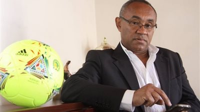 القبض على رئيس الاتحاد الافريقى احمد احمد فى العاصمة الفرنسية باريس بتهمة الرشوة