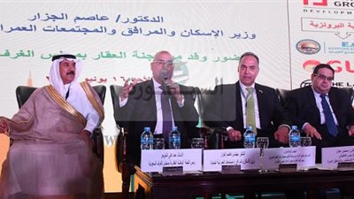 الجزار يكشف عن  آلية جديدة لإتاحة قطع الأراضي بالمدن الجديدة للمستثمرين