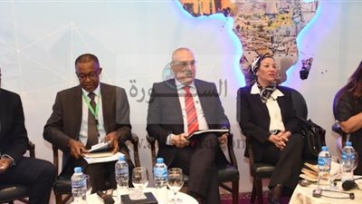 الجزار: انتهينا من تنفيذ المرحلة الأولى من شبكة الطرق القومية.. وما أنجزناه فى 5 سنوات يوازى ما تم فى 40 سنة سابقة