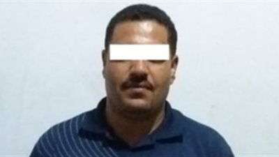 ضبط سائق بسوهاج للنصب على المواطنين بزعم توفير فرص عمل لهم بالخارج