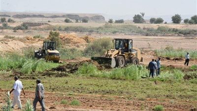 محافظ سوهاج: إزالات فورية لـ 7 حالات تعدي بمراكز سوهاج وطهطا والمراغة ودار السلام