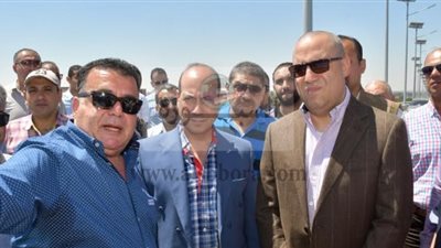 وزير الإسكان يتفقد اللمسات الأخيرة لتنفيذ محور 30 يونيو استعدادا للافتتاح
