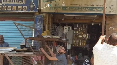 رئيس الجهاز: رفع المخلفات المتراكمة على محاور الطرق وعدة مناطق بمدينة 6 أكتوبر..وحملات لإزالة الإشغالات والتعديات