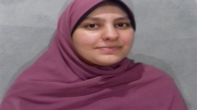 الأولى على دبلوم الصنايع 3 سنوات: حلمى الالتحاق بالهندسة.. ويكفينى فرحة والدى