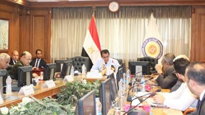 وزير التعليم العالي : يوجه بتسريع وتيرة العمل للانتهاء من تجهيز الجامعات الجديدة 