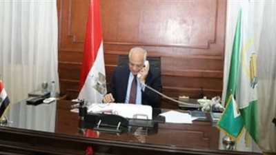 محافظ الجيزة يهنئ اوائل الثانوية تليفونيا