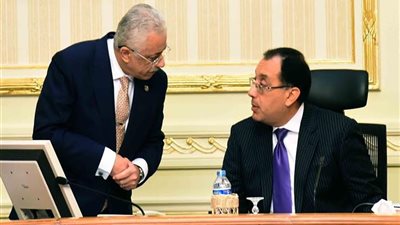 أهم الأخبار| مجلس الوزراء: 3 أيام اجازة الأسبوع المقبل مدفوعة الأجر للمعلمين والعاملين بالدولة.. تخفيض الحد الأدنى للقبول بالجامعات 2% لطلاب الثانوية العامة والأزهرية.. تنسيق 2019: لا أماكن للحاصلين ع