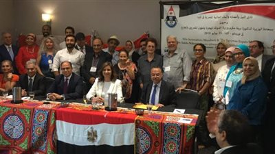 وزيرة الهجرة تلتقي أعضاء نادي النيل في تورنتو وتشهد تدشين مؤسسة الحضارة المصرية