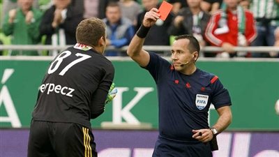 الجبلاية تعلن عن طاقم حكام القمة 118 