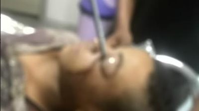 فريق طبي بمستشفي سوهاج الجامعي ينجح في استخراج 