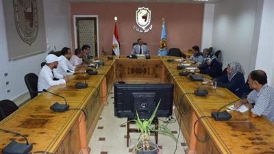 رئيس جامعة سوهاج يناقش الخطط المستقبلية للجامعة