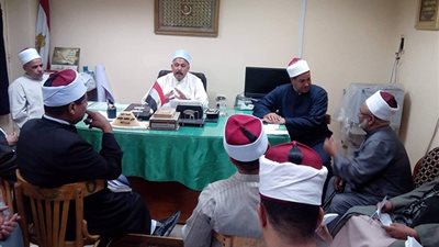 اجتماع موسع بـ