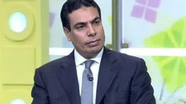 الدكتور عادل عبدالغفار