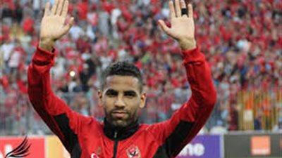 الاهلى يخطر 