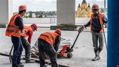 اقتراح بتعديل عدد ايام العمل الى اربعة فقط بالاسبوع دون المساس بالراتب