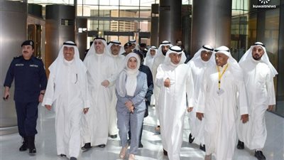 زيارة ميدانية لوزيري التربية والاشغال لموقع جامعة الشدادية الكويتية