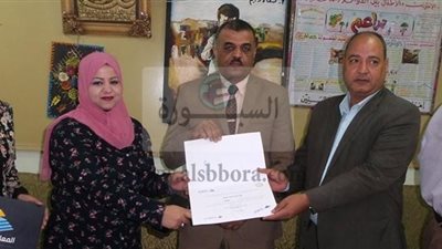 تكريم أخصائي التنمية المهنية لبرنامج المعلمون اولا بتعليم سوهاج