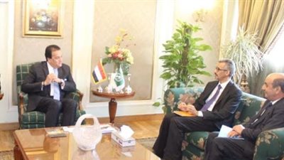 خالد عبد الغفار يبحث مع مدير منظمة الإلكسو ترتيبات استضافة مصر لمؤتمر وزراء التعليم العالي العرب 