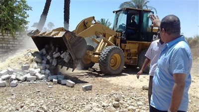 محافظ سوهاج: إزالات فورية لـ 44 حالة تعدي وبناء مخالف 