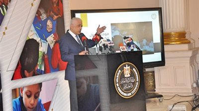 طارق شوقى: الوزارة اطلقت برنامجا جديدا لتدريب جميع معلمي الصفين الأول والثانى الثانوى