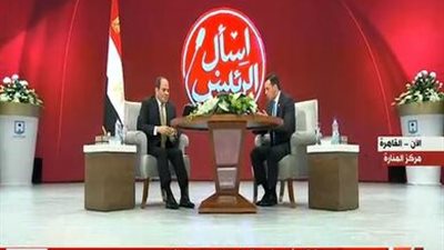 عاجل| الرئيس السيسي يعلن عن موعد زيادة حوافز المعلمين 