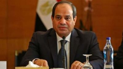  عاجل| أول تعليق للرئيس السيسي علي إقرار زيادة الحافز للمعلمين ليصل إلي ألف جنيه.. 