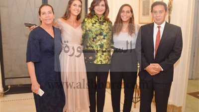 وزيرة الهجرة تشارك في أول أمسية لفنانة الأوبرا العالمية فرح الديباني بمصر