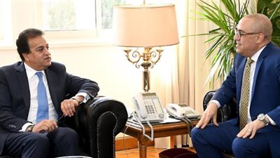 وزيرا الإسكان والتعليم العالى يتفقان على بدء الدراسة بجامعتى العلمين والمنصورة الدوليتين للعلوم والتكنولوجيا  سبتمبر ٢٠٢٠