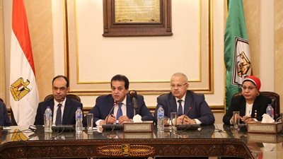 وزير التعليم العالي يشارك في افتتاح العام الجامعي الجديد بجامعة القاهرة