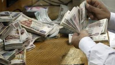 عاجل| صرف 600 جنيه منحة بدء العام الدراسى الجديد للعاملين بجامعة بنها 