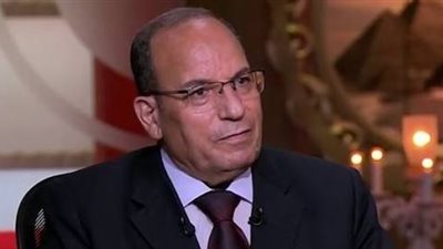 بدوى علام يرد على شكوى أولياء أمور المدارس الرسميه للغات