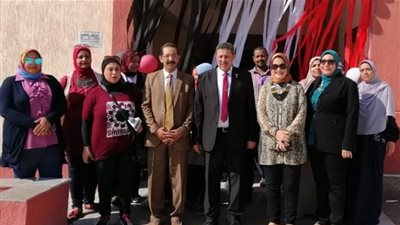 وكيل تعليم الإسكندرية يتفقد مدارس إدارة العجمى