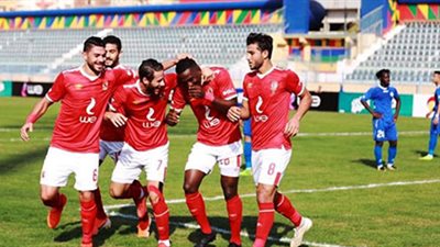 الاهلى يواصل انتصاراتة بخماسية فى شباك الاسوانية.. فيديو