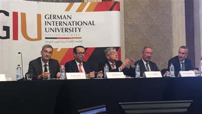 أشرف منصور: GIU AS أسرع حجر أساس ومبنى وضع في العاصمة الإدارية الجديدة 