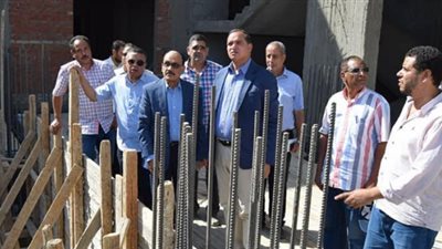 رئيس جامعة سوهاج يتابع ٧ مشروعات انشائية بالحرم الجدية بتكلفة 365 مليون جنيه