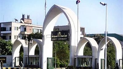 جامعة اسيوط تعلن بدء تطبيق الحد الادنى للأجور على اعضاء هيئة التدريس والعاملين.. السادسة 2000 جنيه