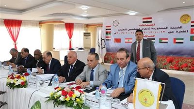 المعلمون العرب