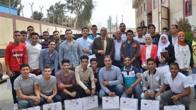 وزير التعليم العالي يتلقى تقريرًا حول أول زيارة علمية  لطلاب الجامعة التكنولوجية بالدلتا